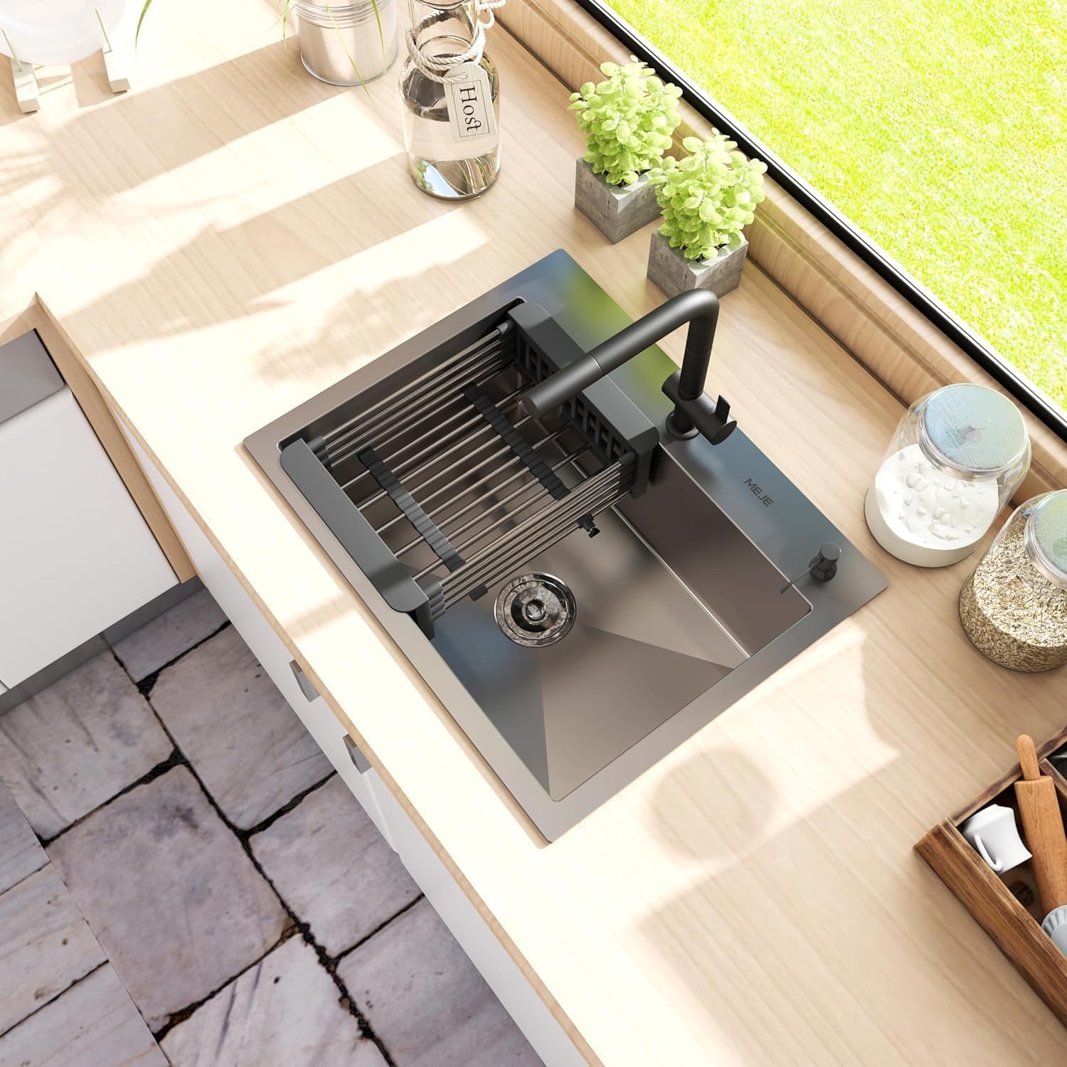 40x40 CM Stainless Steel Sink — large single bowl, 304 grade, anti-scratch finish. Easy to clean, with basket strainer. Top/undermount install