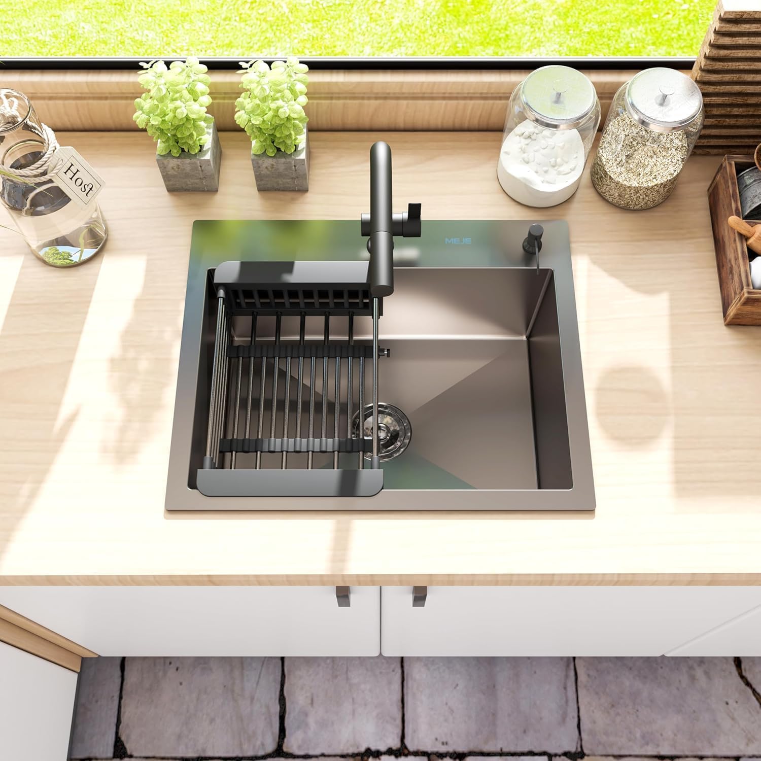 40x40 CM Stainless Steel Sink — large single bowl, 304 grade, anti-scratch finish. Easy to clean, with basket strainer. Top/undermount install
